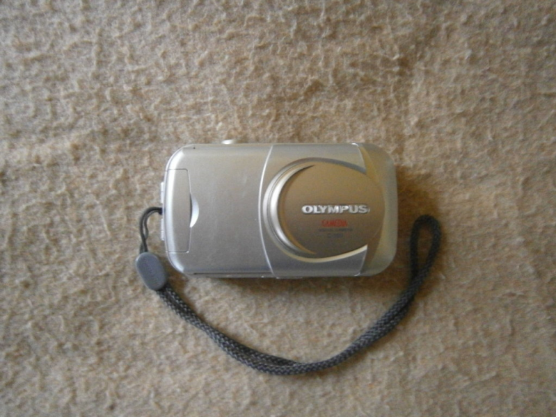 Camara digital olympus camedia C160
