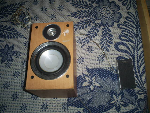 Altavozes (pequeño y grande)