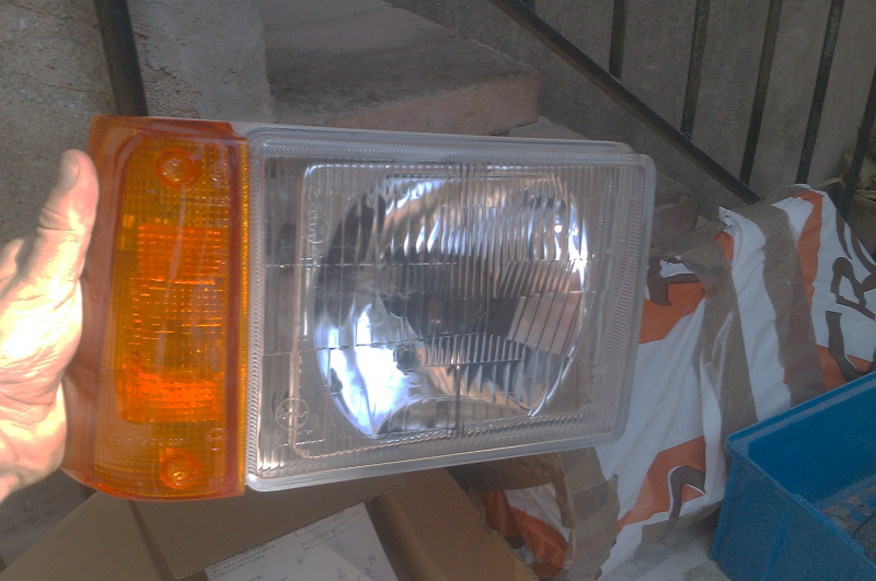 optica (luz delantera) fiat panda optica (luz delantera) fiat panda