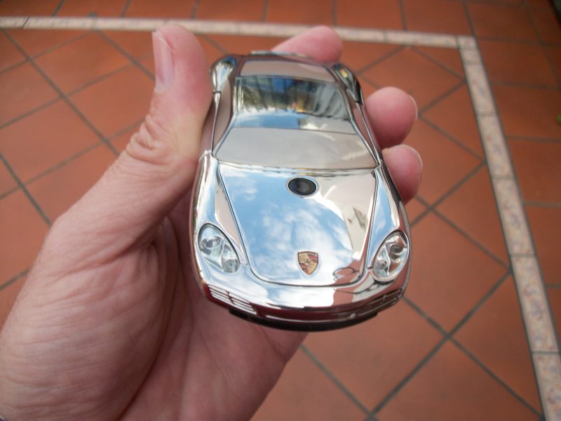 telefono porsche metalico