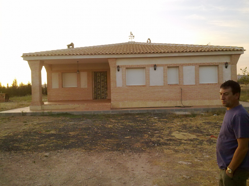 chalet en las casas 3000 m parcela y 120mc de vivindae