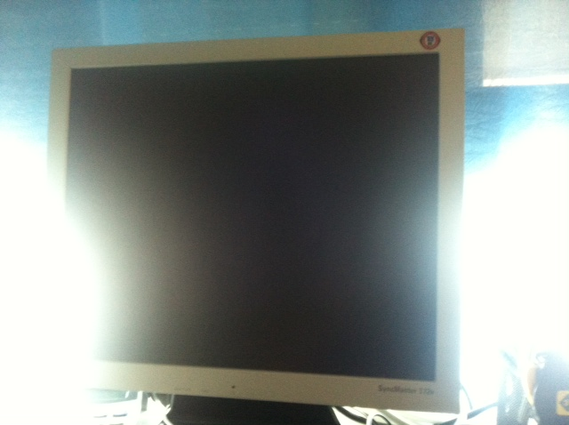 Monitor tft en perfecto estado 