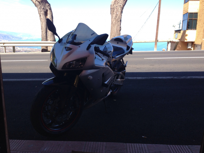 Moto y coche 