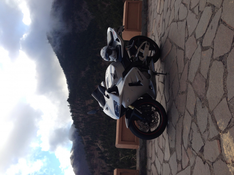 Moto y coche Moto y coche
