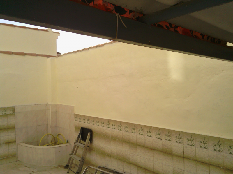 hola hago intercambios de trabajos de fontanera,albañileria,pintura,carpinteria y electricidad,por algo que me pueda interesar