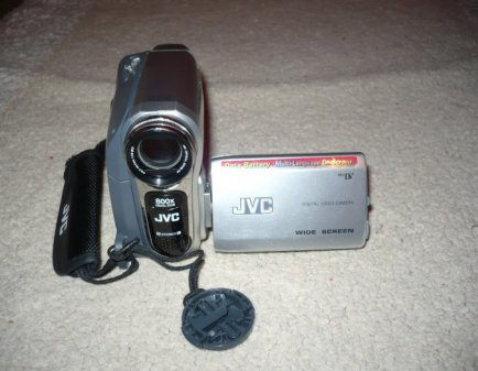 VIDEOCÁMARA DIGITAL JVC GR-D721