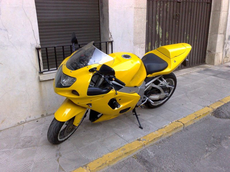 Suzuki GSXR 750...