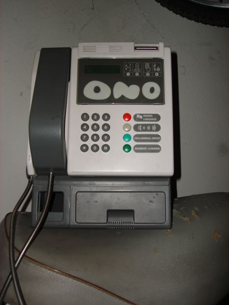 TELÉFONO DE MONEDAS