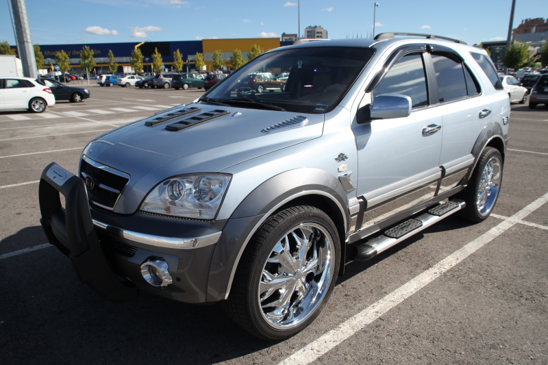 KIA SORENTO 3.5 LTS. V6 DOHC 250 CV 24 VALVULAS EX AWD AUTO.
