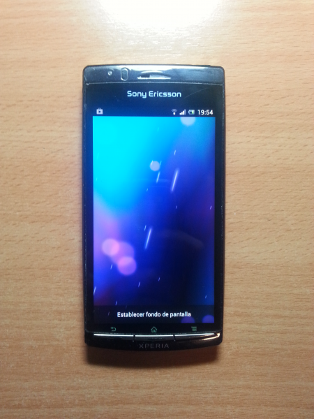 Sony Ericsson Xperia ARC y HTC Sensation Sony Ericsson Xperia ARC y HTC Sensation