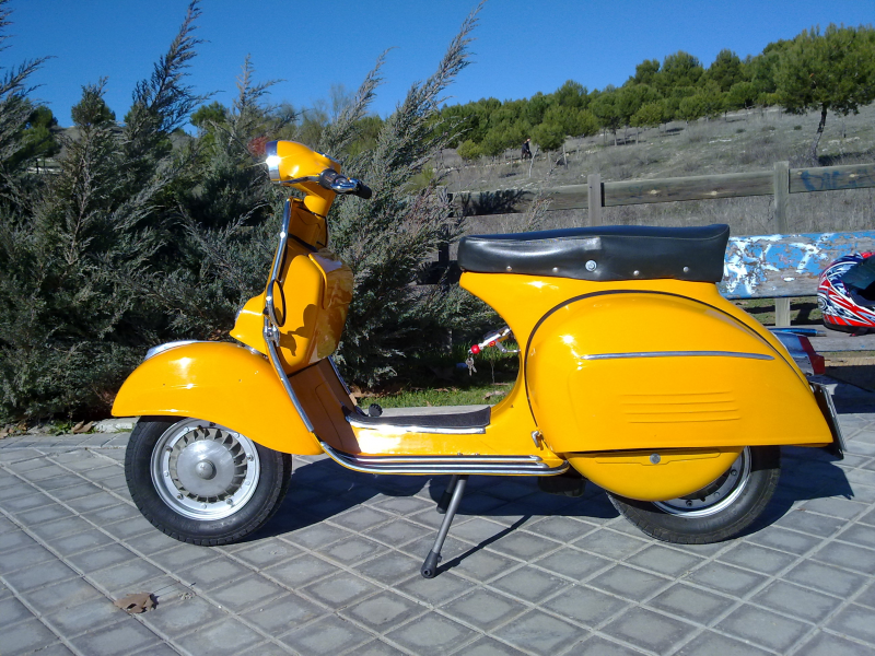 Vespa 160 año 1970 perfecta por Mac BooK pro del '12 +smartphone