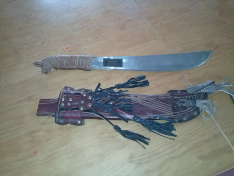 machete