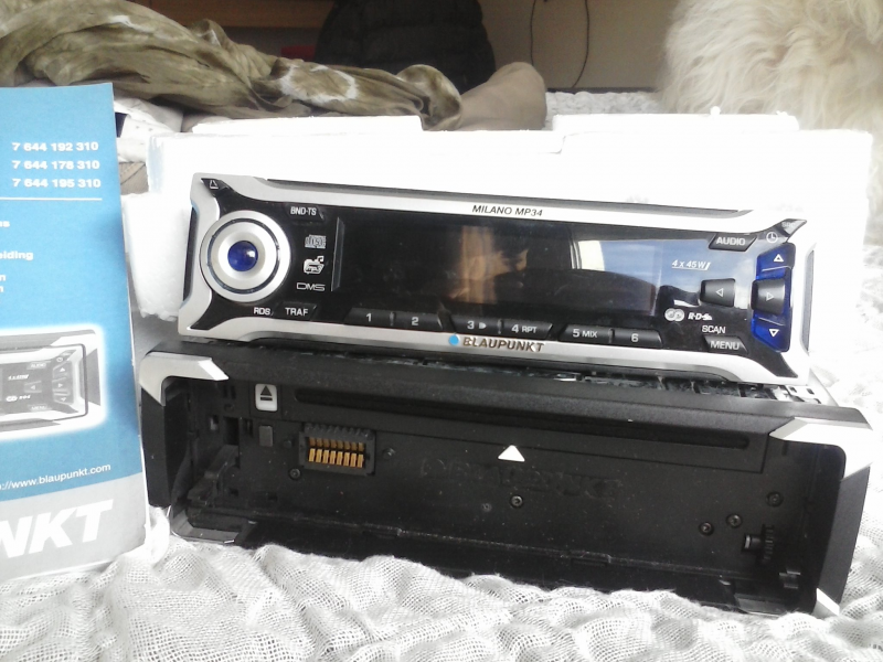 radio-cd-mp3 con cargador para coche