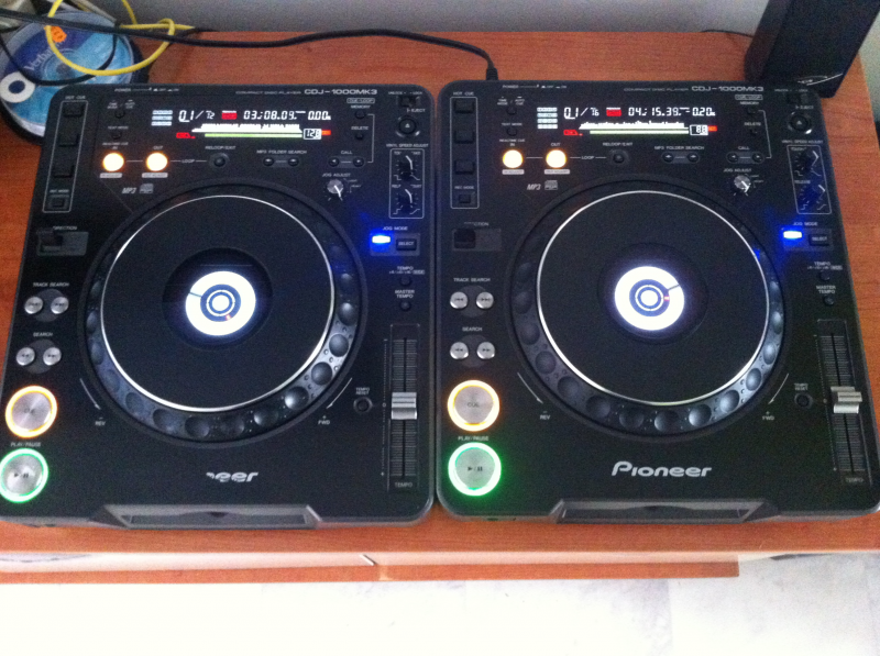 CDJ PIONEER 1000 MK3 CDJ PIONEER 1000 MK3