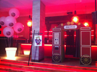 alquiler de fotomaton para bodas y fiestas