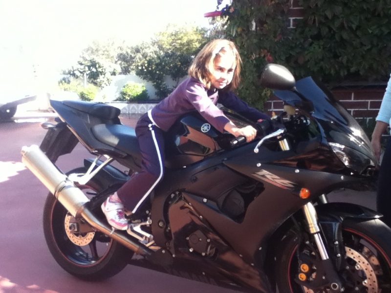 MOTO YAMAHA R6