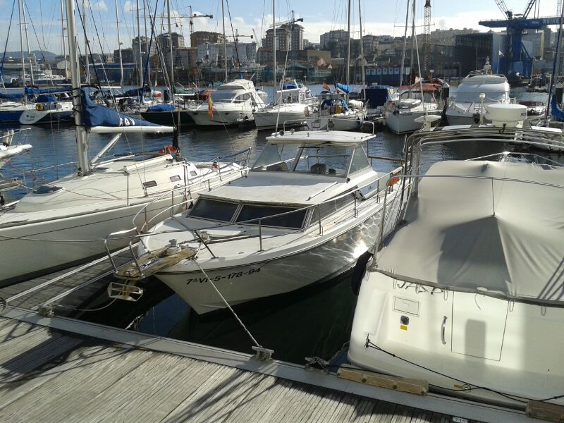 Barco ARCOA 8.30 eslora 3.20 manga