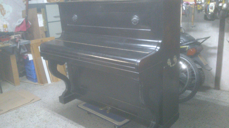 Piano Boisselot & Fils & Cie