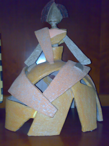 Menina decorativa alta decoración