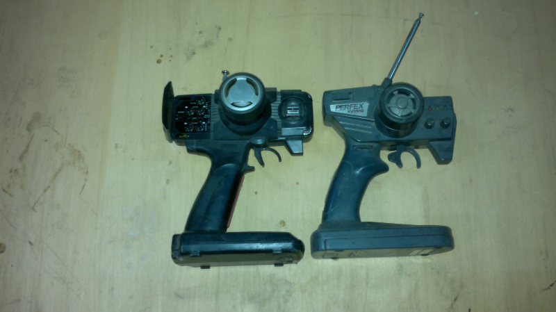 2 Coches rc 1/10 gasolina