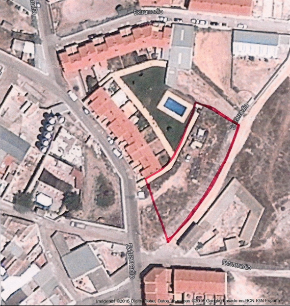Terreno urbano en pueblo de Toledo
