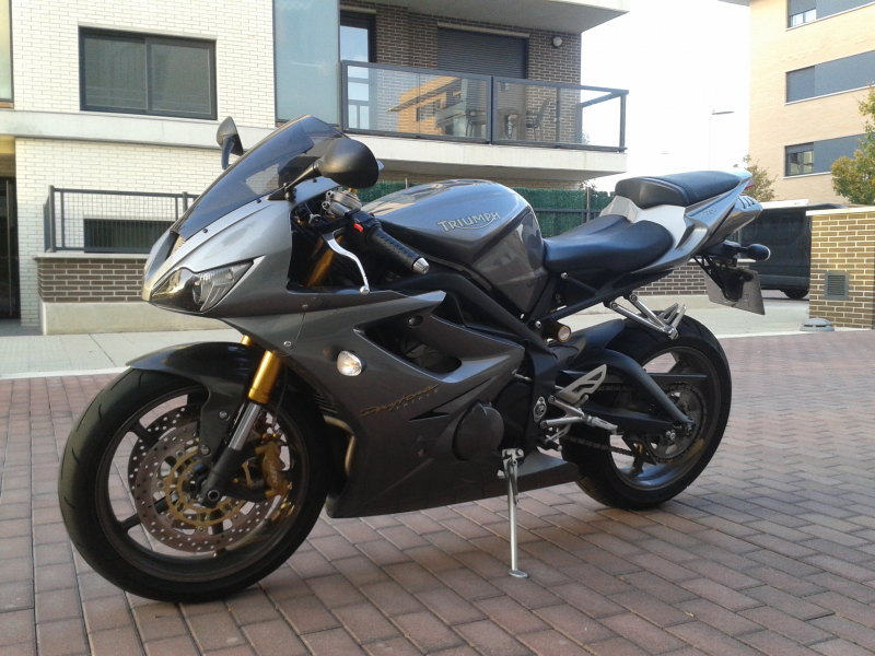 Triumph Daytona 675