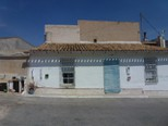 CAMBIO ESTE SOLAR X TRES PISOS EN EL SOLAR