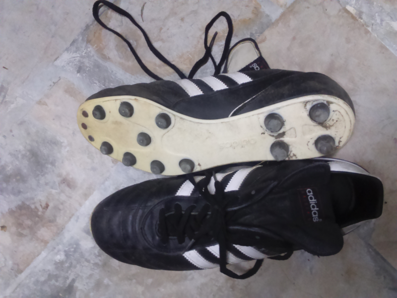Zapatos de futbol adidas