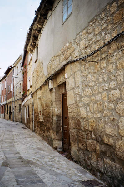 CASA ANTIGUA PARA RESTAURAR