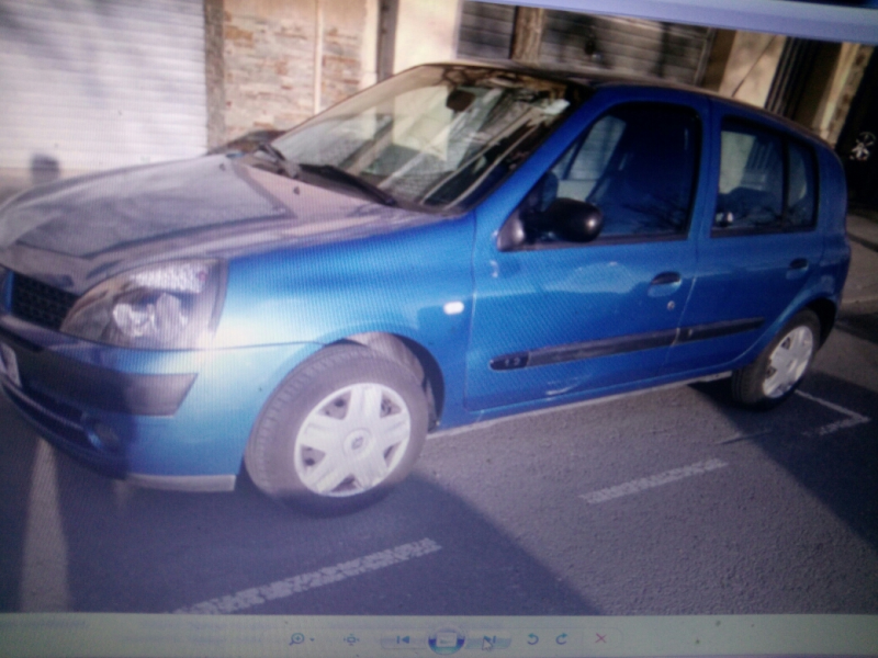 CLIO 2003 BUEN ESTADO