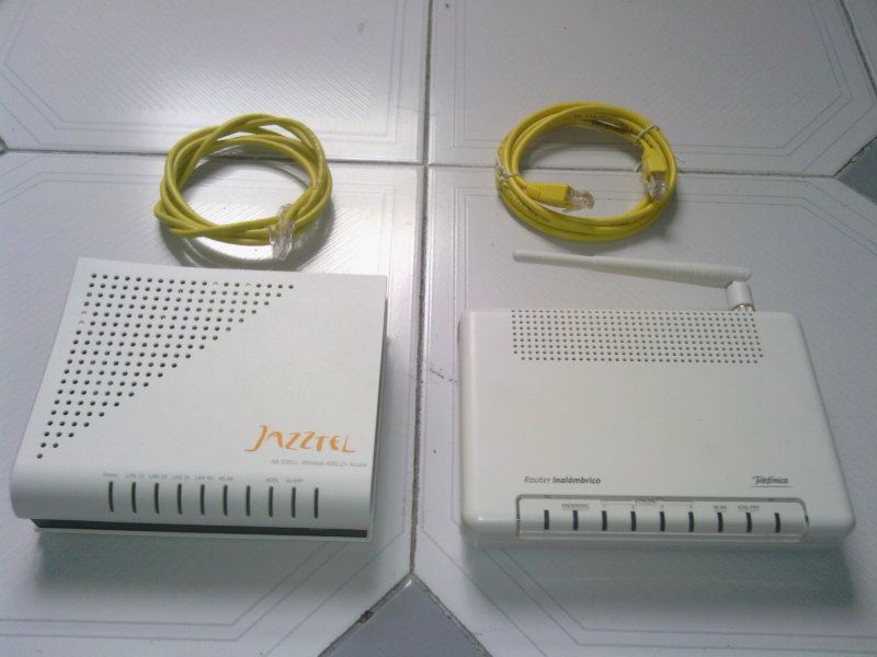DOS RUTER MAS CABLES
