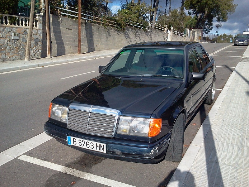 MERCEDES BENZ 230 E