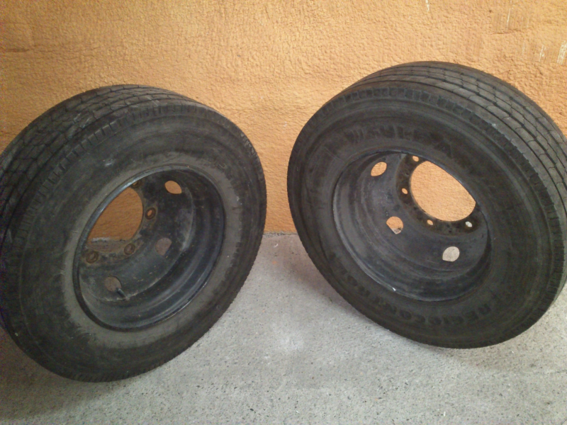 Ruedas de camion