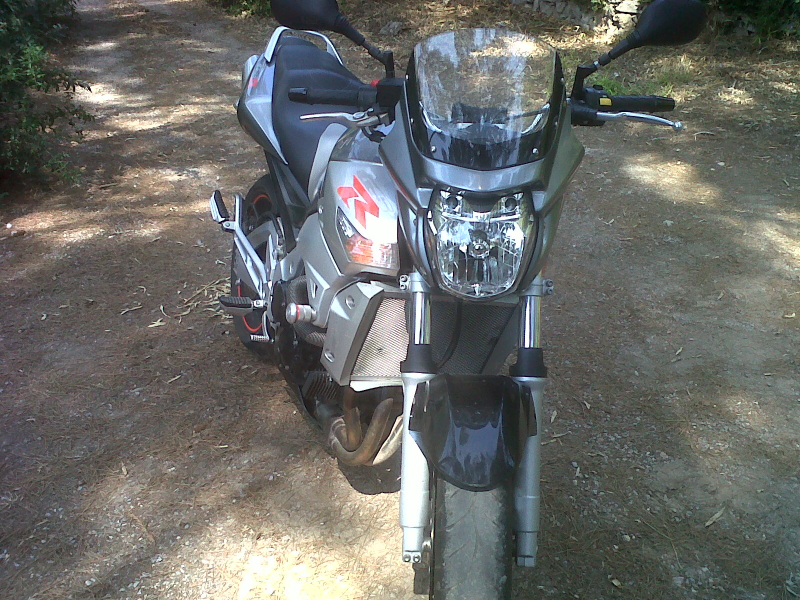 moto suzaki GSR 600
