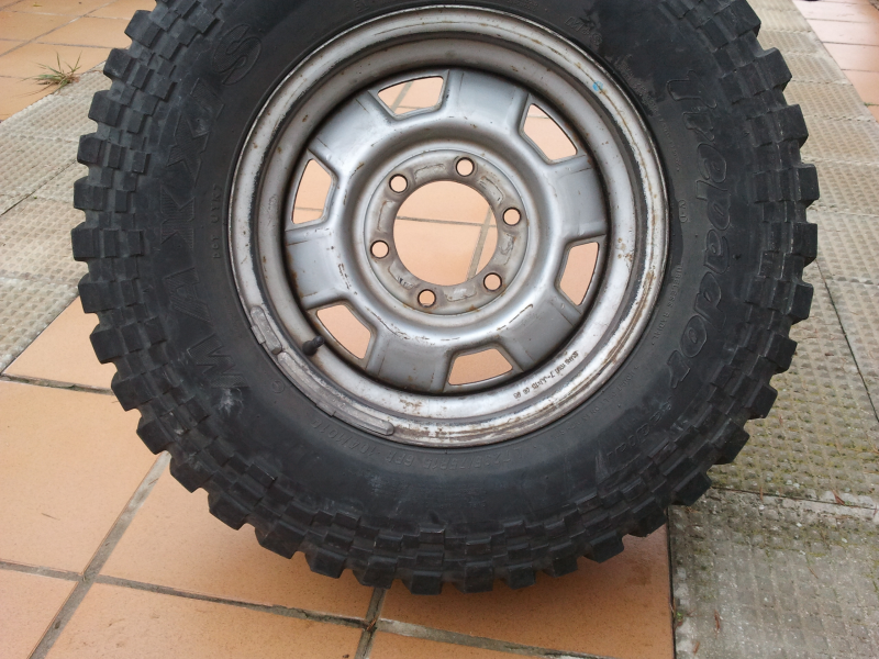 Ruedas y llantas 4x4 235/75 R15