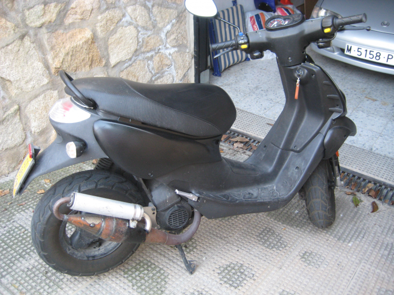 DOS MOTOS POR UNA