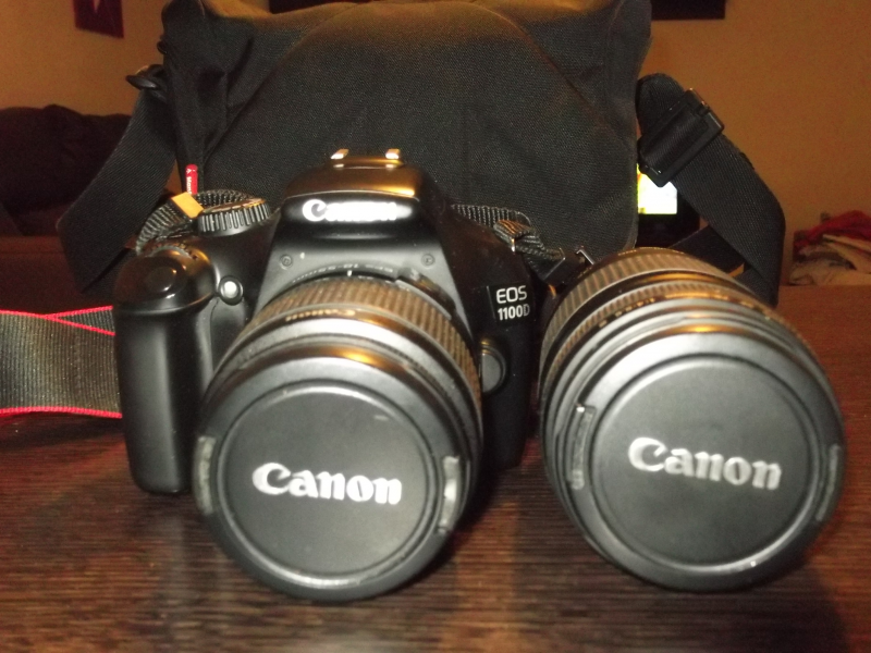 camara fotografica canon eos 1100  