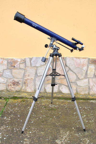 TELESCOPIO HAMA F900/60