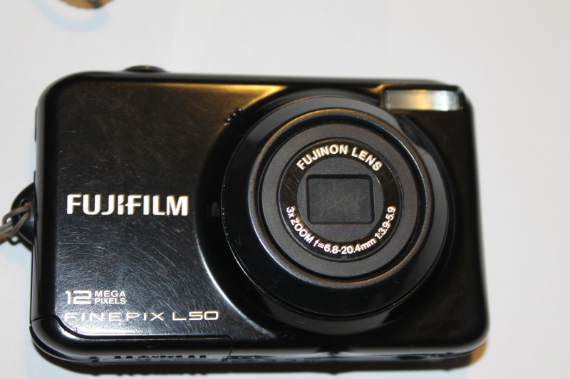 camara digital  fujifilm finepixl 50 