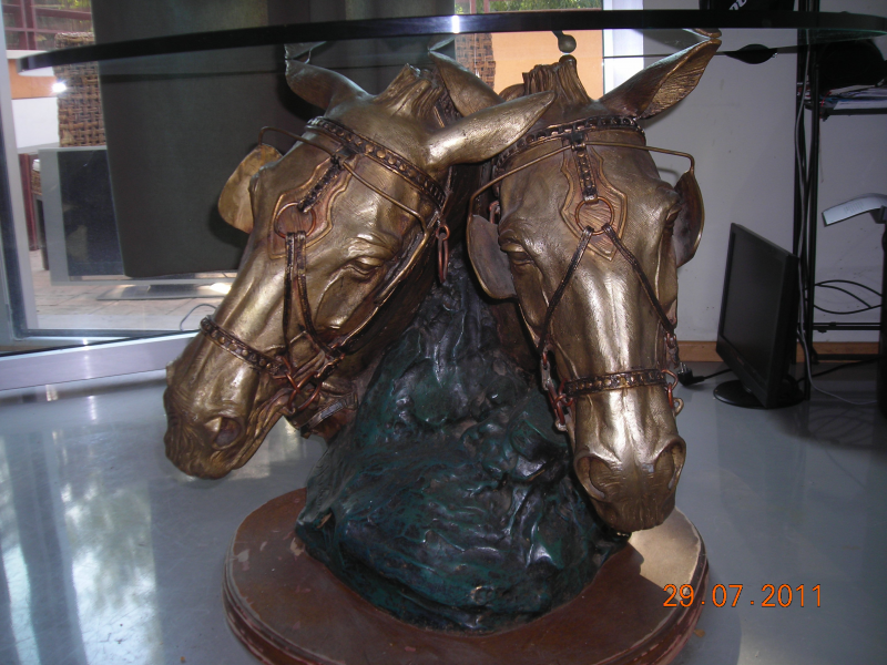 MESA DE BRONCE