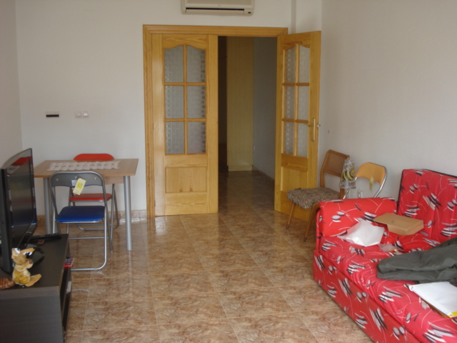 PARTICULAR VENDE/CAMBIA PISO SAN JAVIER POR BAJO/ENTRESUELO EN MURCIA CAPITAL