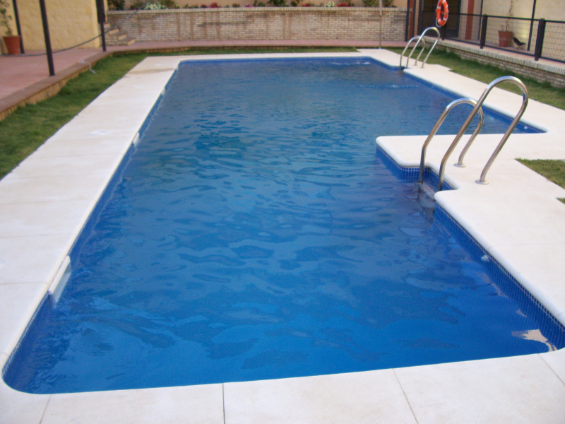 MAGNIFICO ATICO CON PISCINA EN PILAS