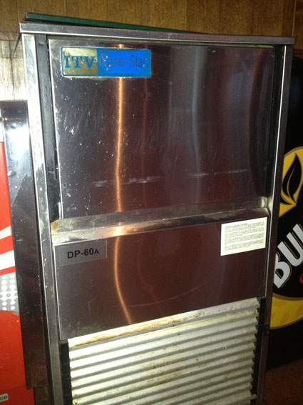 MAQUINA DE HIELO