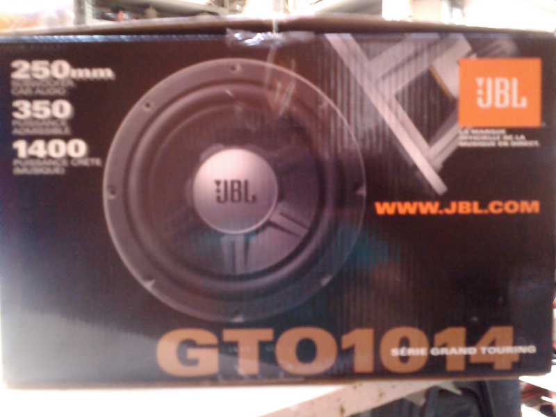 Subwoofer JBL GTO1014