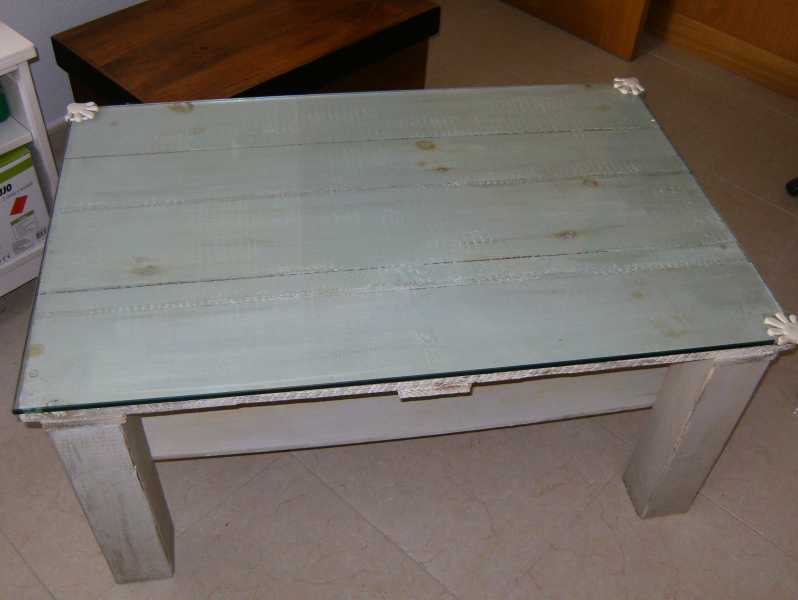 MESA AUXILIAR ECHA CON PALET