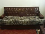 sofas de color marron