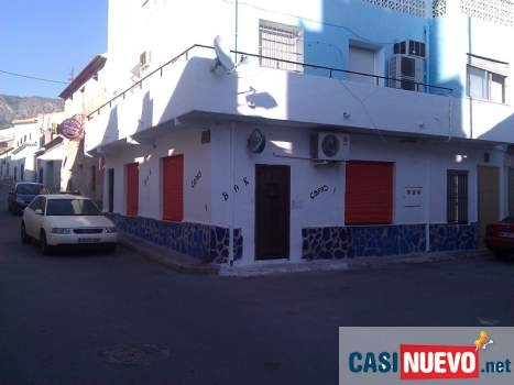 CAFETERIA CON VIVIENDA DE 4 HABITACIONES EN BARINAS,MURCIA 