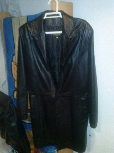 chaqueta de piel de tres cuartos