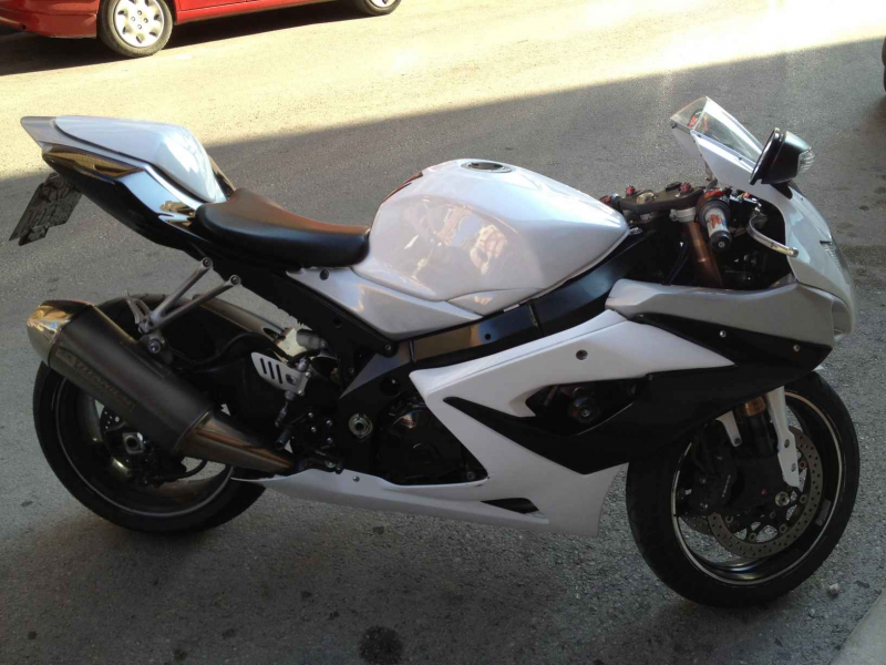 SUZUKI GSX 1000 R K6