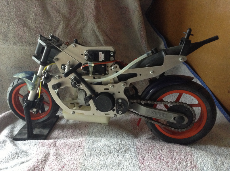 Moto radio control